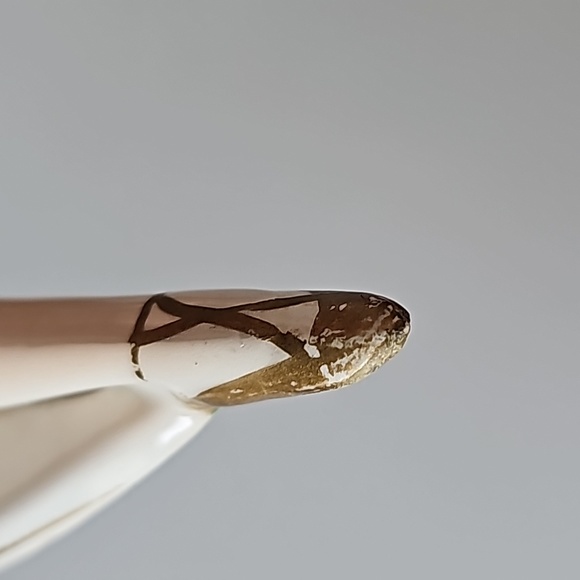 Vintage Ceramic Ballerina Figurine with Gold accents Made in Japan - Picture 12 of 16